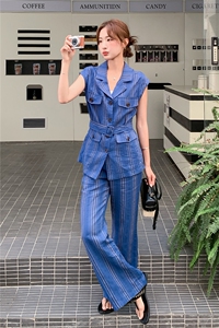 《现货26夏上新》大量现货100%亚麻条纹透气时尚长裤两件套装女图片