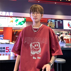 红色