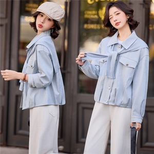 2026年春季女士休闲风外套图片