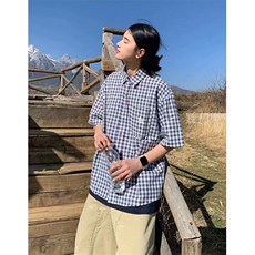 蓝色