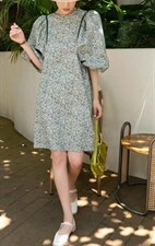 碎花连衣裙，女装连衣裙，简单小珍