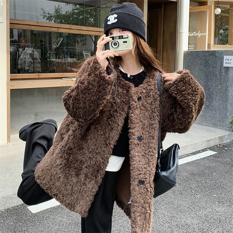 皮毛一体棕色美拉德羊羔毛中长款女冬加厚外套宽松高级感时髦大衣，女装羊羔毛/颗粒绒，浙宝305