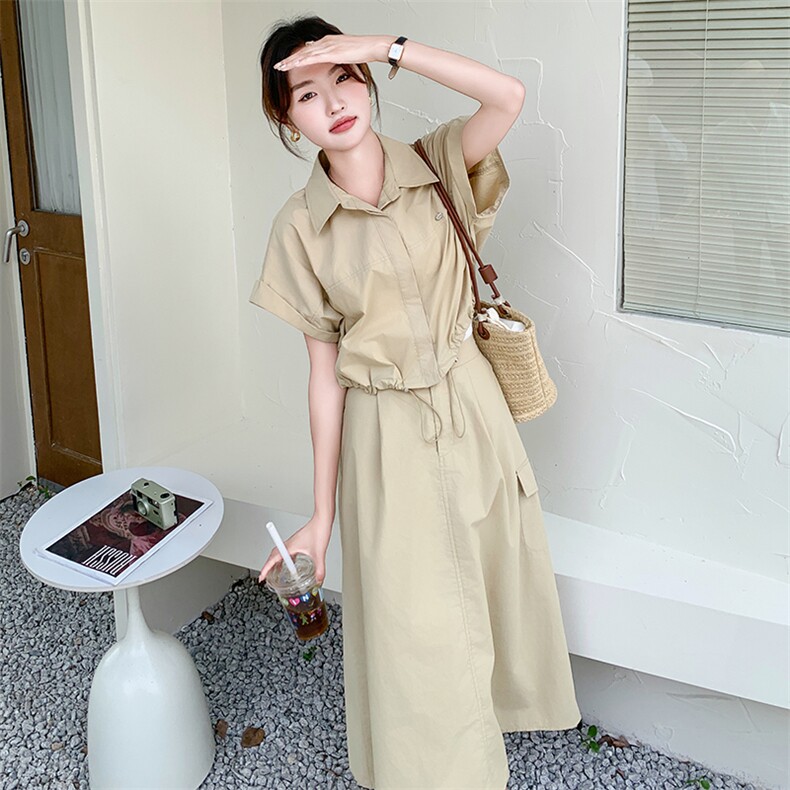 卡其色休闲设计感两件套连衣裙女夏季新款韩系松弛感通勤A字裙,女装套装/套裙,维壹