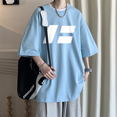浅蓝色