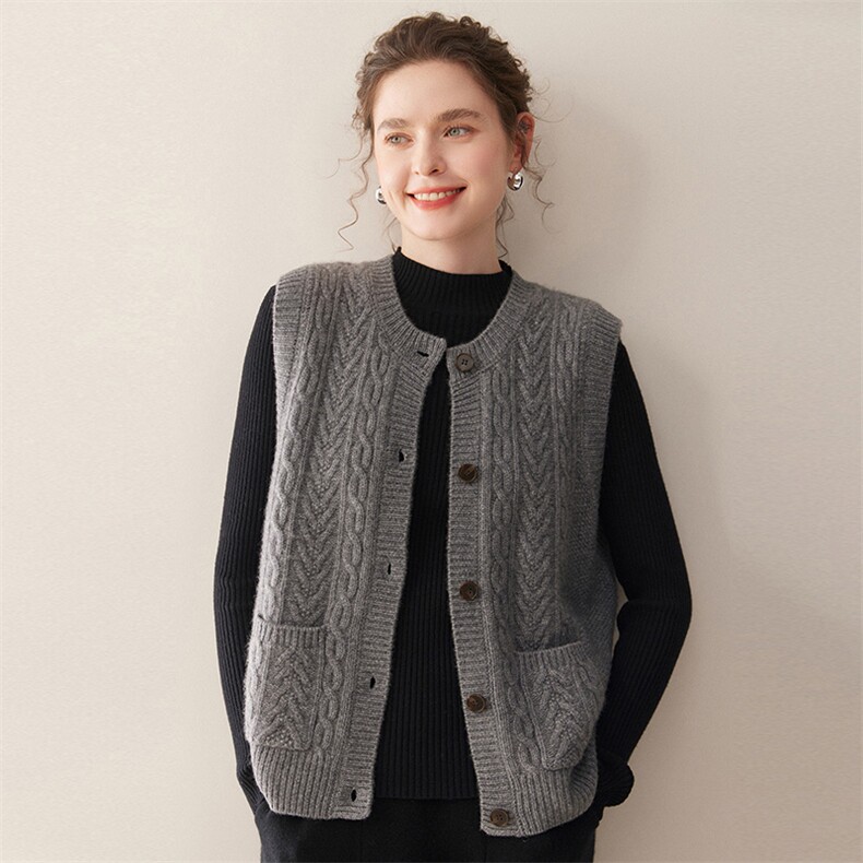 2025年秋季百搭厚款五星款加厚麻花带兜马甲，女装马甲，珍丝贝尔