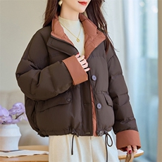 撞色立领短款羽绒服女2024冬季新款小个子休闲超好看白鸭绒面包服，女装羽绒服，余墨