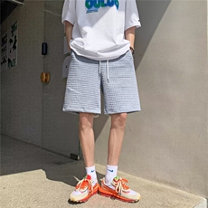 浅灰色