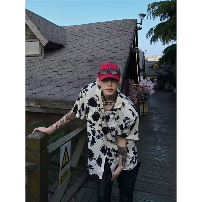 夏威夷风复古短袖花衬衫男冰丝清凉宽松痞帅潮牌衬衣宽松休闲度假，男装T恤，星座506A