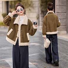 2025年冬季时尚潮流宽松型驼绒立领单排多扣，女装羊羔毛/颗粒绒，秀美人生