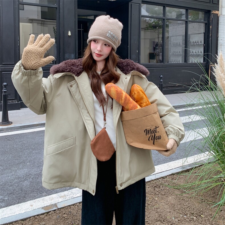 巨好看羊羔毛拼接派克羽绒服女2025冬新款设计感时尚羽绒绒外套，女装羽绒服，仟媚宠