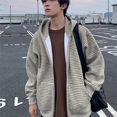 卡其色