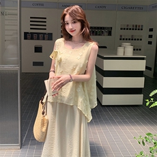 设计感无袖背心套装女2025夏季新款时尚立体花朵上衣半身裙两件套，女装套装/套裙，纯色衣恋