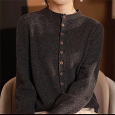 法式高端100羊毛开衫女2025新纽扣设计感保暖针织衫宽松外搭毛衣，女装羊毛衫，美轩羊绒