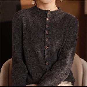 法式高端100羊毛开衫女2025新纽扣设计感保暖针织衫宽松外搭毛衣图片