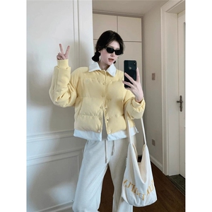 新款韩系温柔奶黄色撞色假两件翻领棉服女2025秋冬宽松面包服棉衣图片
