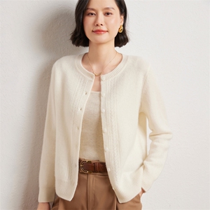 25春秋精纺羊毛开衫女圆领钻石彩扣毛衣超软宽松休闲外套上衣图片