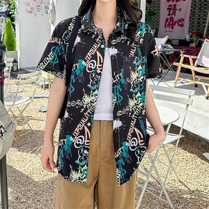 夏季薄款休闲短袖衬衫女ins痞帅潮牌港风日系宽松潮流半袖上衣服图片