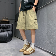 苔绿色