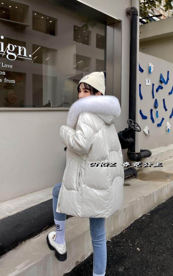 大毛领闪光羽绒服，女装羽绒服，春霓公主