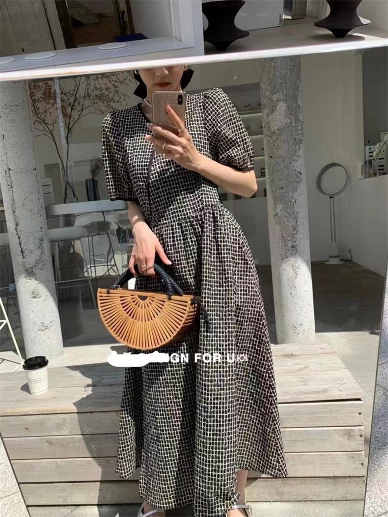 盐缩格子连衣裙，女装连衣裙，欧妮卡蒂蔓