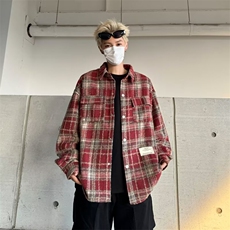 红色