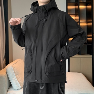 新款连帽冲锋衣宽松大码休闲夹克男DSA157B-J217-P65,摩卡色韩版风衣怎么搭配图片