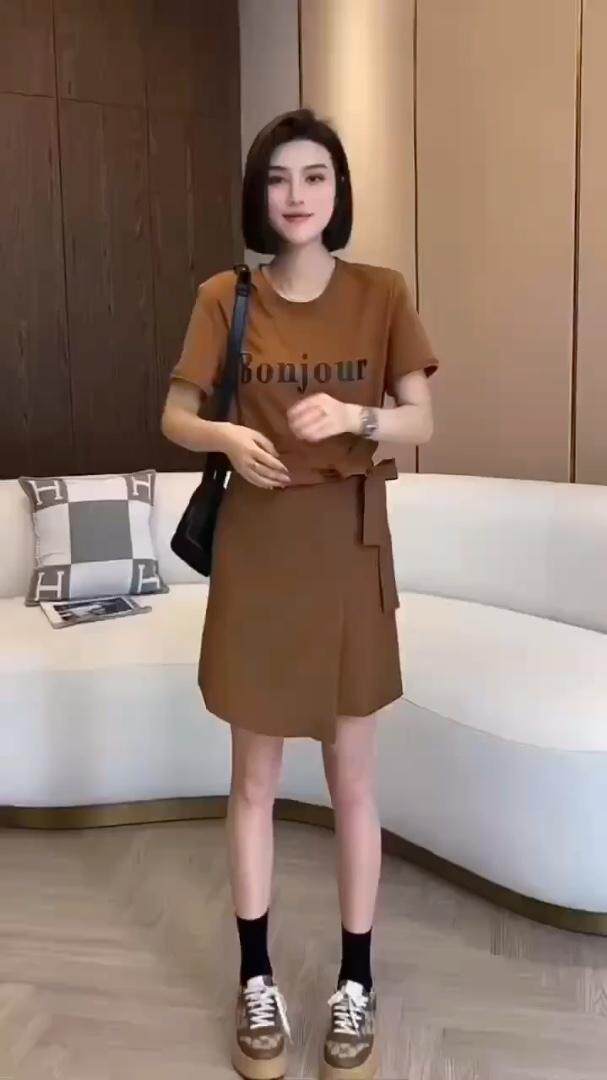 时尚休闲套装爆，女装运动套装，时尚靓姿