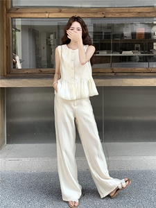 韩系绝美时尚套装女2025年夏季新款休闲气质显瘦马甲阔腿裤两件套图片