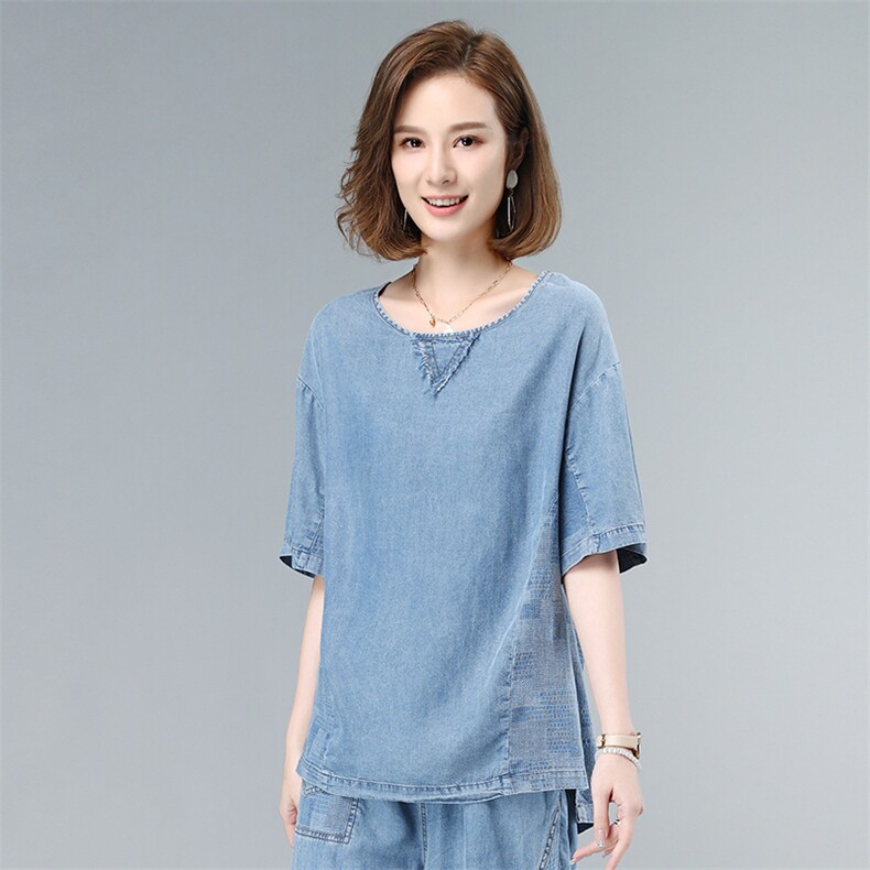 2021夏季新款简约时尚气质圆领拼接水洗牛仔短袖,女装T恤,叶笙衣