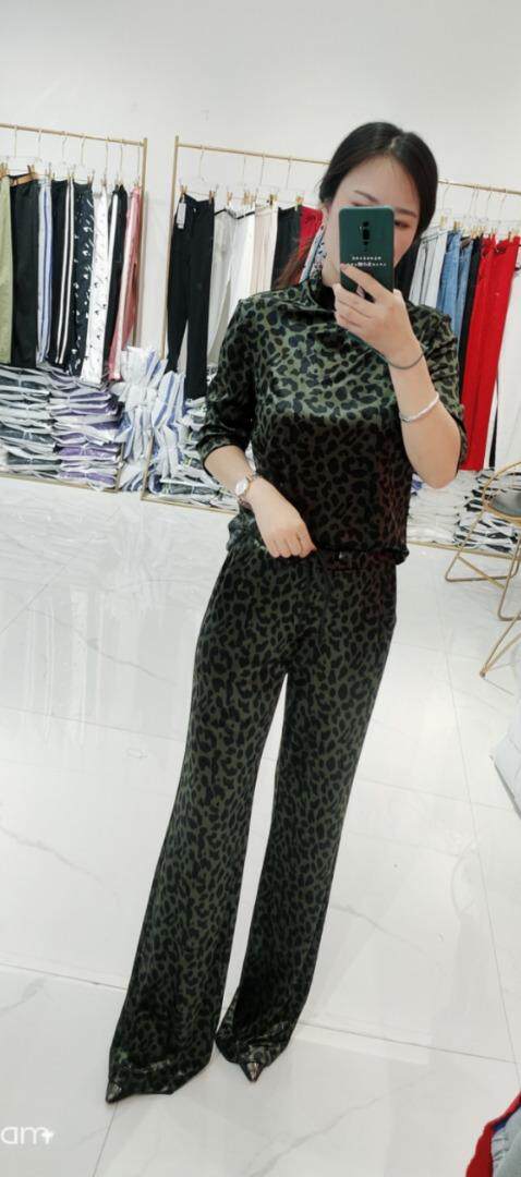 秋冬新款现货，丝绒小衫+显瘦丝绒裤，气质年轻款，其它，艺尚丽人