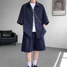 藏青色