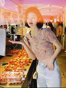 春季新款 彩色宝石彩虹毛衣图片