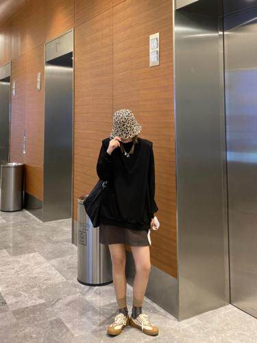 韩版直角肩显瘦小卫衣，女装卫衣/绒衫，淳·清雅秀