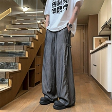 灰色