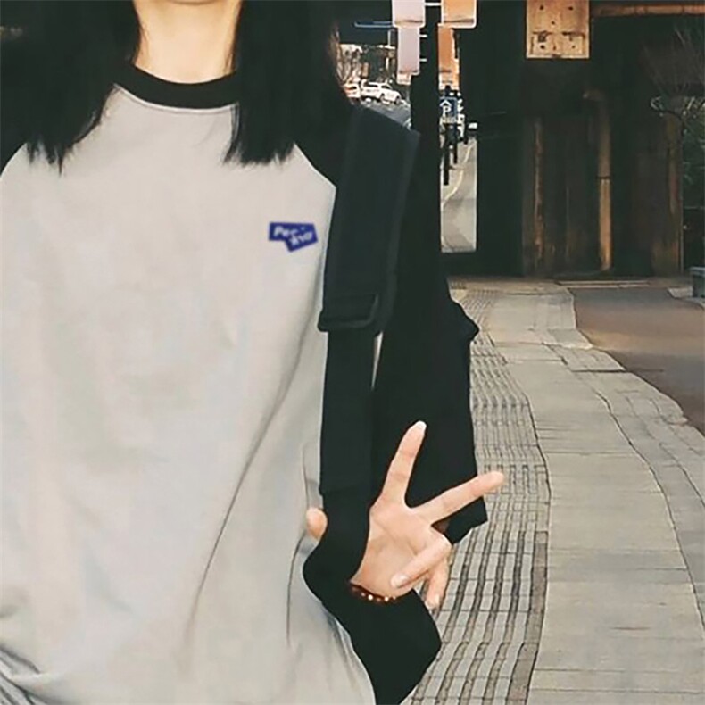 2024夏季复古正肩短袖t恤女夏季设计感小众宽松独特别致上衣,女装T恤,初闻兮