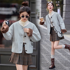 2025冬季新款~~双面穿皮毛一体，女装棉衣/棉服，意芙