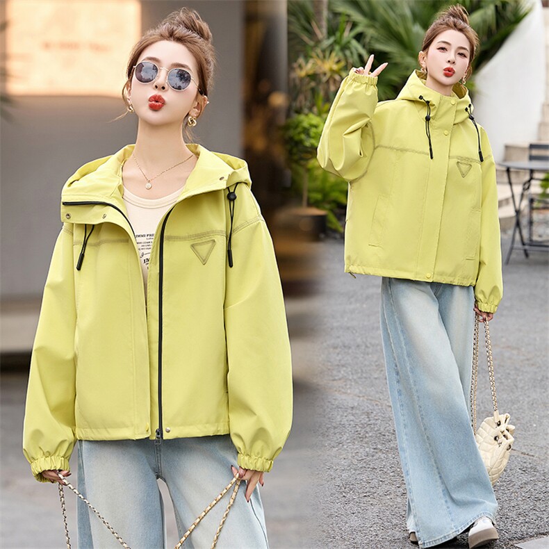 短款外套女2026春新款连帽抽绳休闲防风户外冲锋衣，女装短外套，美沁