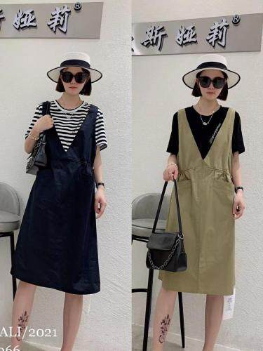 上衣、连衣裙。，女装连衣裙，曼斯娅莉