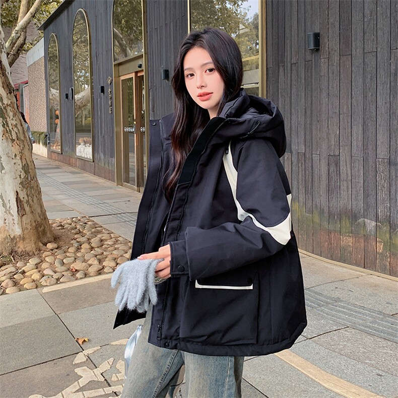 2024年冬季新款街头风时尚白鸭绒冲锋衣外套加绒加厚羽绒服女,女装羽绒服,辉之琳
