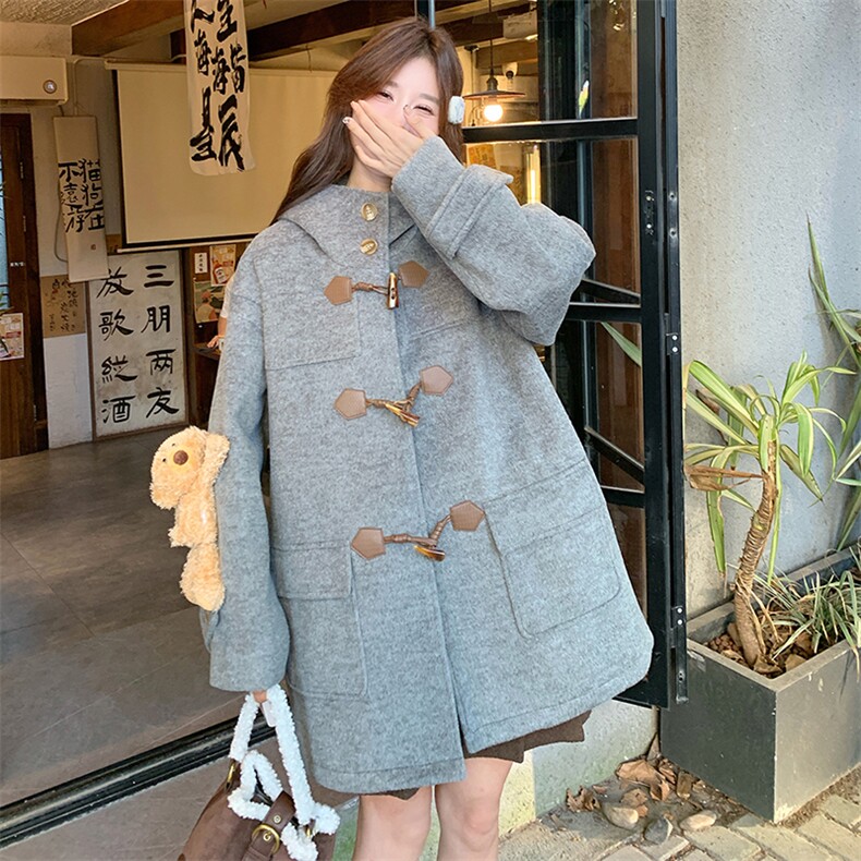 宽松连帽牛角扣毛呢外套（玩偶可拆卸）,女装毛呢外套,天使之佳话