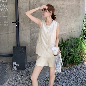名媛小香风无袖马甲套装女2025年夏季新款气质高腰阔腿短裤两件套图片