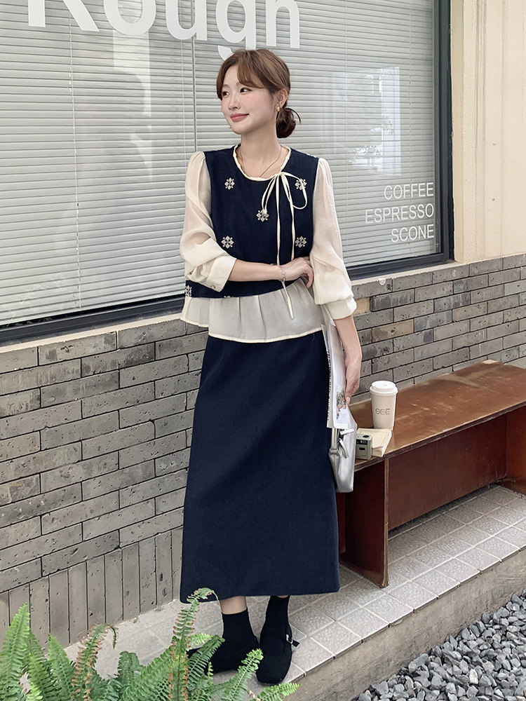 温柔系穿搭假两件小衫套装女秋季2025新款高级感显瘦半身裙两件套，女装套装/套裙，浙宝192（原082）