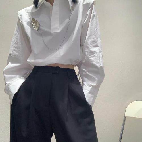 金属胸针衬衫下摆抽绳可盐可甜，女装衬衫，Queena PHoebe