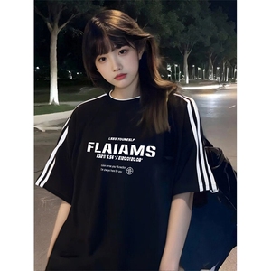 抖音得物高品质二开240克宽松纯棉美式潮牌三条杠织带短袖T恤图片