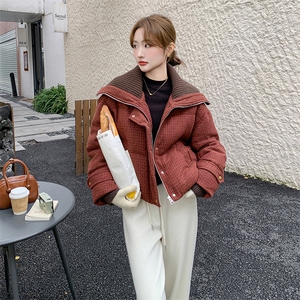 小香风红格子羽绒服女冬季针织大翻领短款面包服小个子流行图片