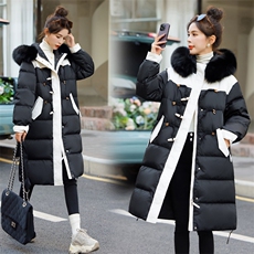 【bao款现货】2023新款冬装撞色拼接牛角扣羽绒服真狐狸毛白鸭绒，女装羽绒服，雅静靓衣