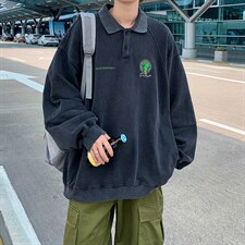 黑色