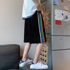 黑色