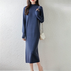 2025年秋季休闲风中长款长袖平面半高领连衣裙，女装连衣裙，绒汀羊绒