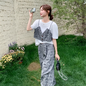 高级感淡人印花假两件T恤两件套女2025夏季甜酷风阔腿裤两件套女图片